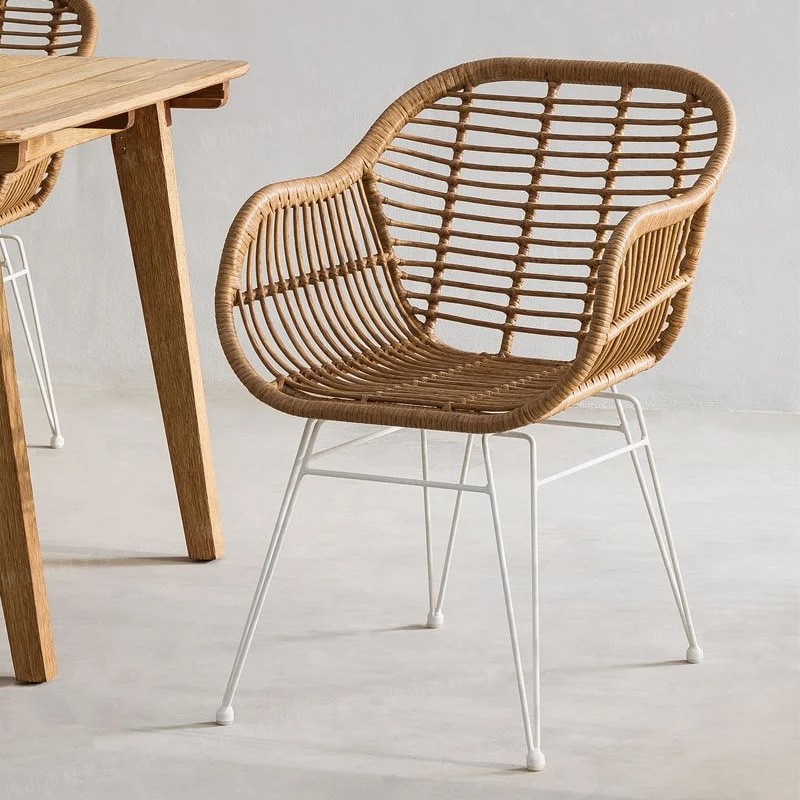 เก้าอี้พักผ่อนกลางแจ้ง MOMO In - Kids Outdoor Dining Table บทวิจารณ์และราคา